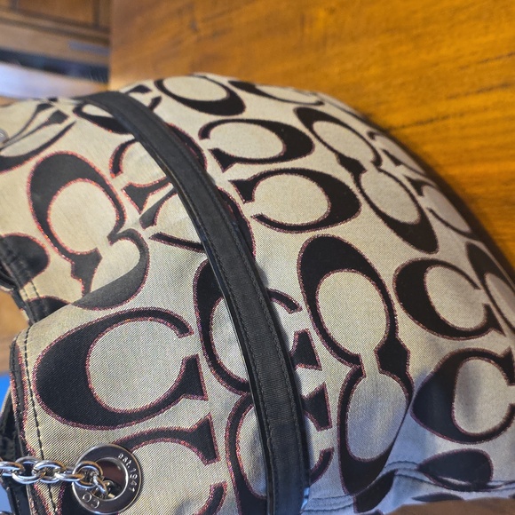 Coach Poppy Metallic Signature Slim Tote. - Picture 16 of 16